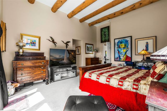 4398 Laughing Crow Lane, Santa Fe, NM 87507