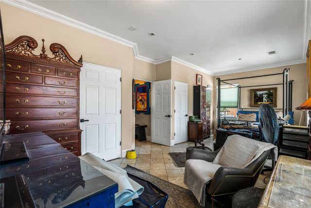 4398 Laughing Crow Lane, Santa Fe, NM 87507