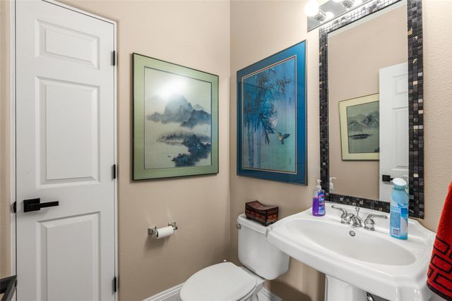 4398 Laughing Crow Lane, Santa Fe, NM 87507