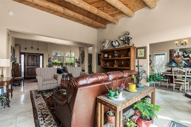 4398 Laughing Crow Lane, Santa Fe, NM 87507
