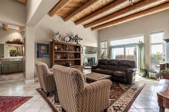 4398 Laughing Crow Lane, Santa Fe, NM 87507