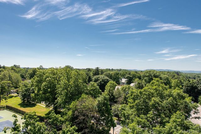 160 Academy Street 10N, Poughkeepsie, NY 12601
