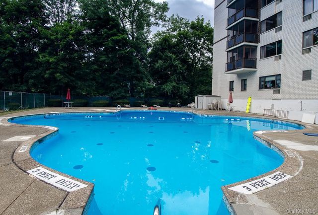 160 Academy Street 10N, Poughkeepsie, NY 12601