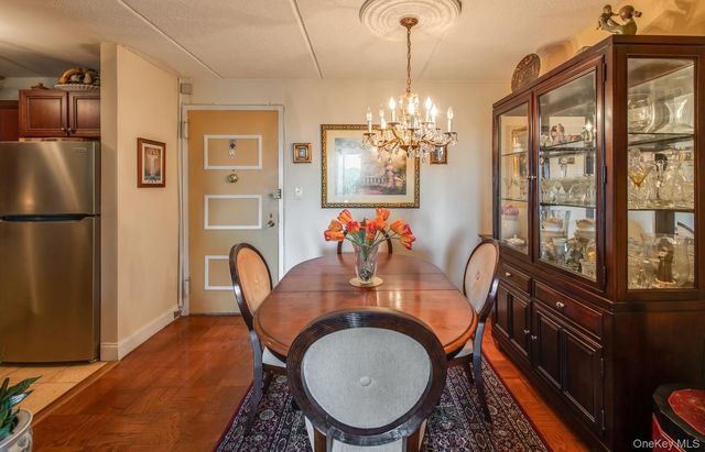 160 Academy Street 10N, Poughkeepsie, NY 12601