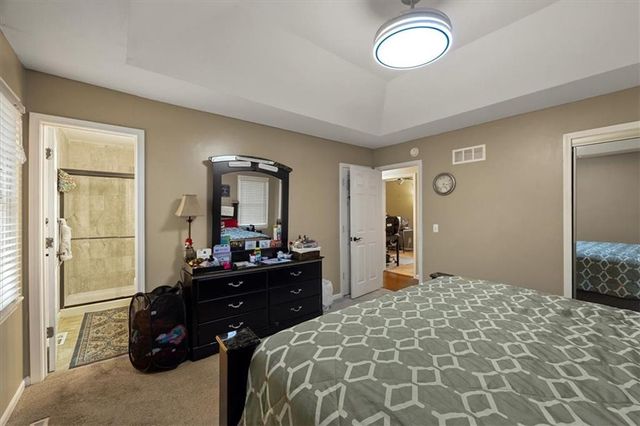 16008 W 139th Terrace, Olathe, KS 66062