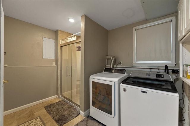 16008 W 139th Terrace, Olathe, KS 66062