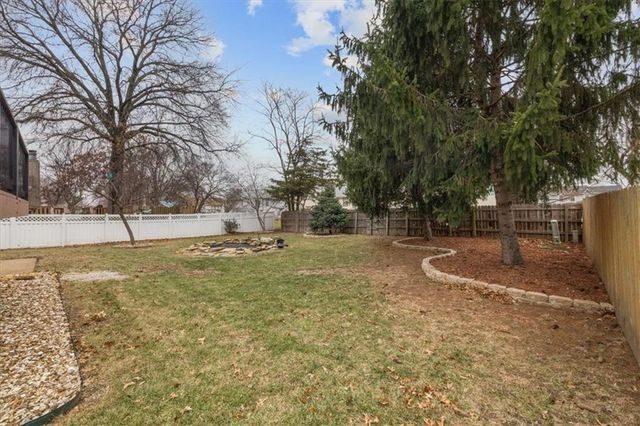 16008 W 139th Terrace, Olathe, KS 66062