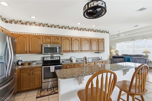 2103 NE 5th TER, Cape Coral, FL 33909