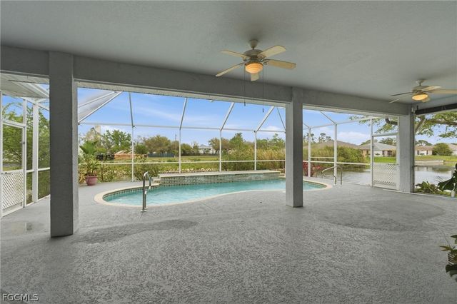 2103 NE 5th TER, Cape Coral, FL 33909
