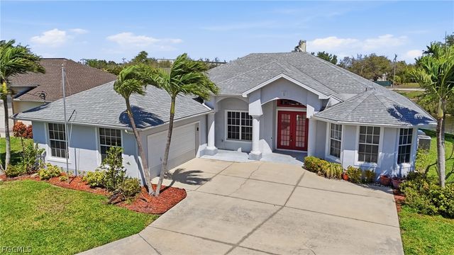 2103 NE 5th TER, Cape Coral, FL 33909