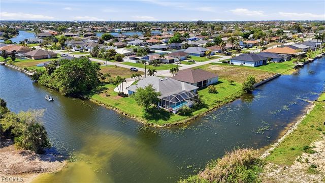 2103 NE 5th TER, Cape Coral, FL 33909
