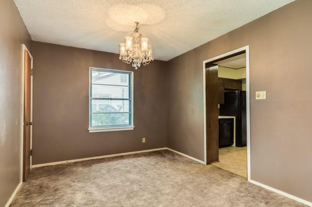 113 Cypress Street, Lake Jackson, TX 77566