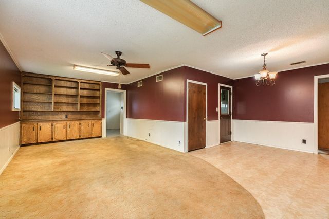 113 Cypress Street, Lake Jackson, TX 77566