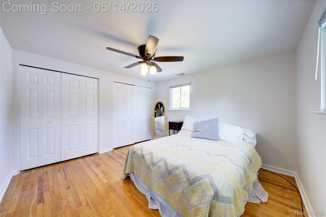 32612 Lyndon Street, Livonia, MI 48154