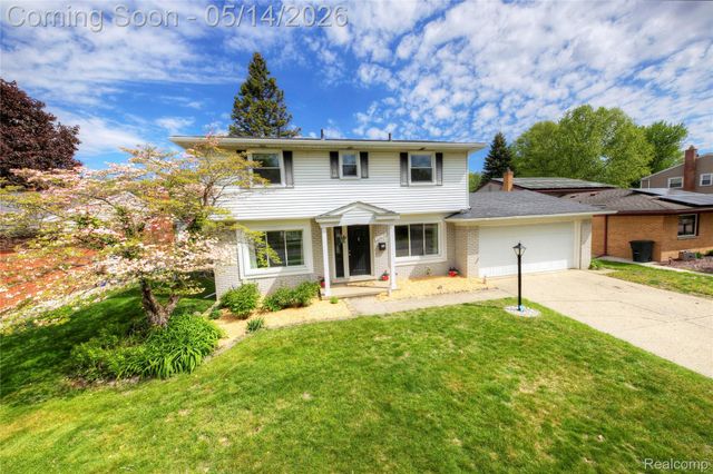 32612 Lyndon Street, Livonia, MI 48154