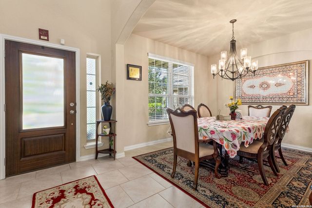 422 Woodside Way, Cibolo, TX 78108