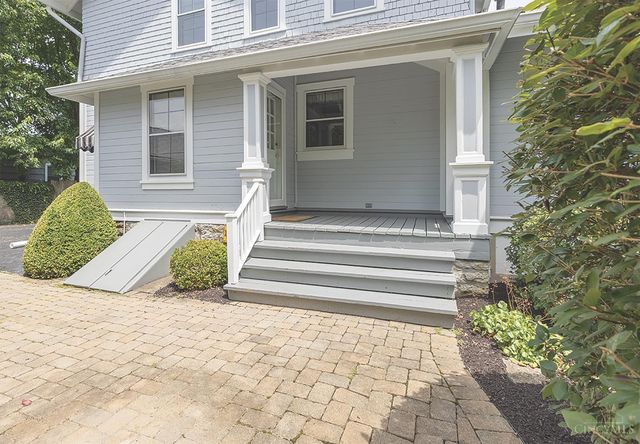 127 Wilmuth Avenue, Wyoming, OH 45215