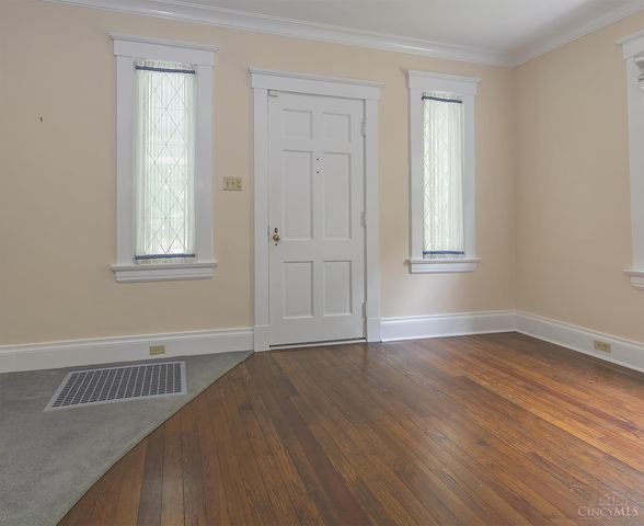127 Wilmuth Avenue, Wyoming, OH 45215