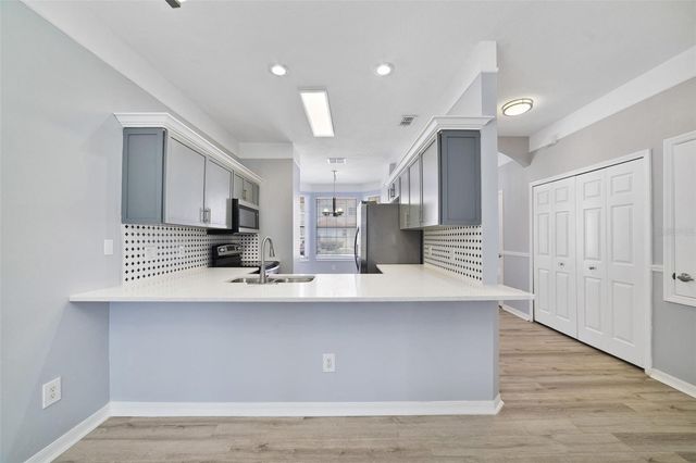 1236 SOUTH BEACH CIRCLE, Kissimmee, FL 34746