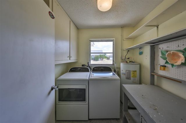1529 ALLEGHENY DRIVE, Sun City Center, FL 33573