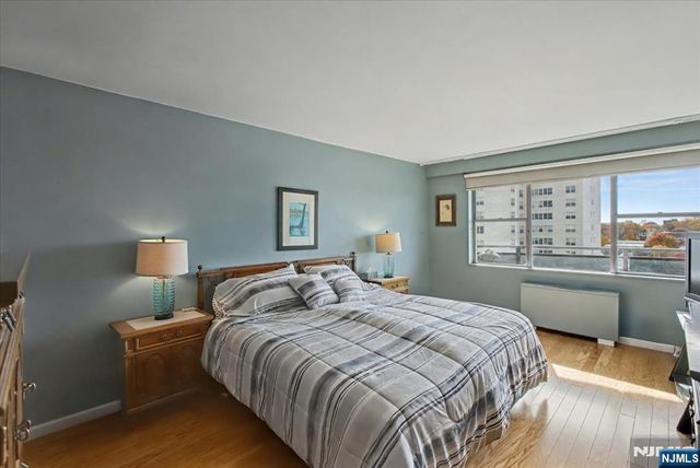 2077 Center Street 9B, Fort Lee, NJ 07024