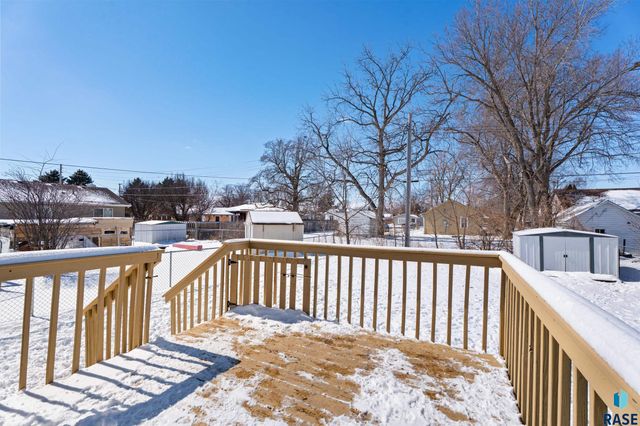 1507 N Highland Ave Avenue, Sioux Falls, SD 57103