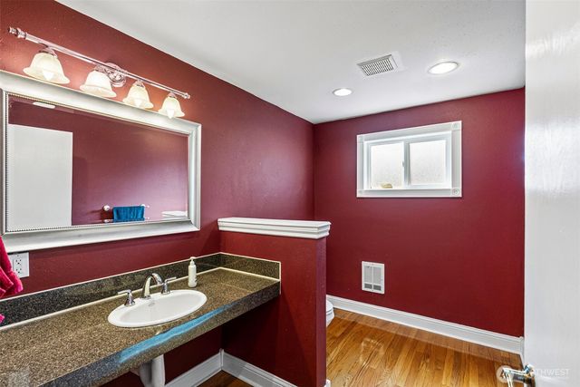 2610 N 8th Street, Tacoma, WA 98406