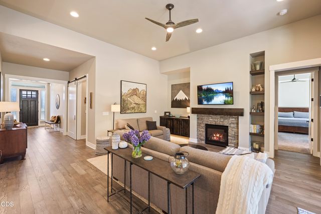 3119 NW Hidden Ridge Drive, Bend, OR 97703