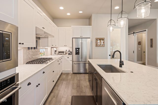 3119 NW Hidden Ridge Drive, Bend, OR 97703