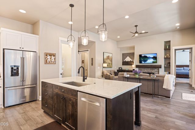3119 NW Hidden Ridge Drive, Bend, OR 97703