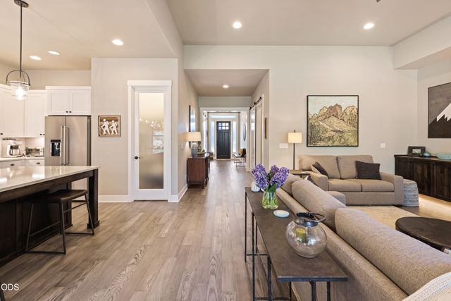 3119 NW Hidden Ridge Drive, Bend, OR 97703