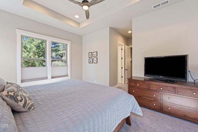 3119 NW Hidden Ridge Drive, Bend, OR 97703