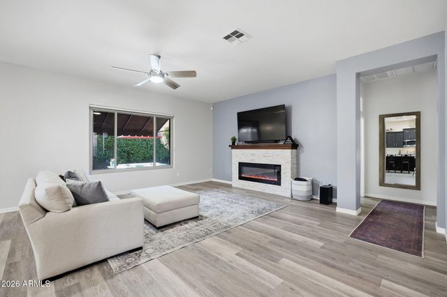 3640 S TOWER Avenue, Chandler, AZ 85286