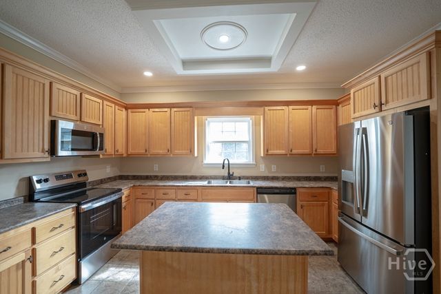 292 Vining Way, Richmond Hill, GA 31324