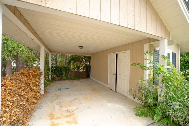 292 Vining Way, Richmond Hill, GA 31324