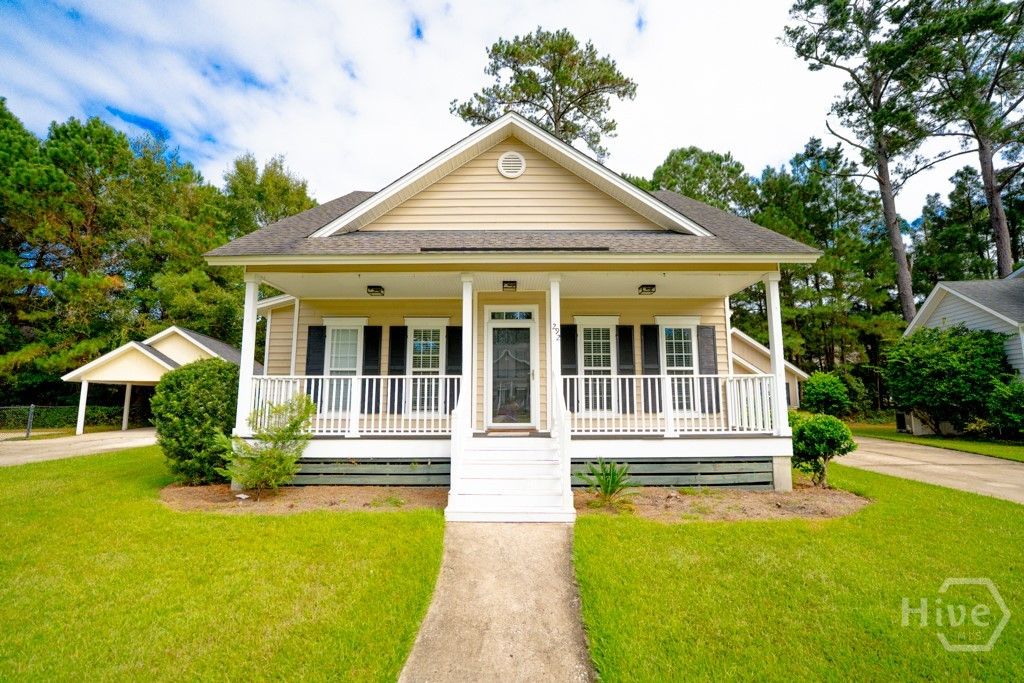 292 Vining Way, Richmond Hill, GA 31324