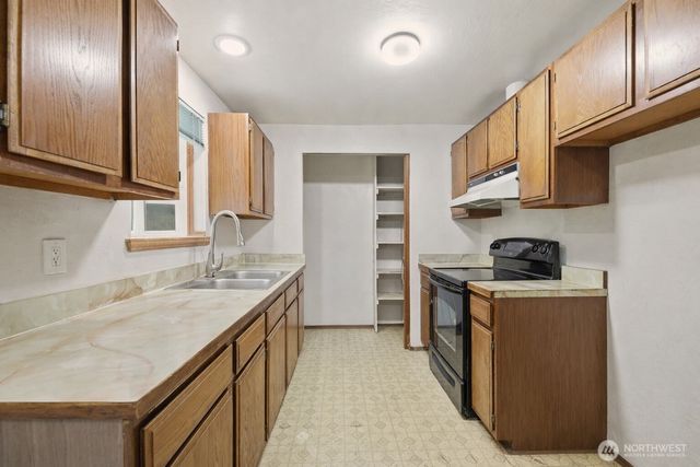 30506 NE 136th Place, Duvall, WA 98019