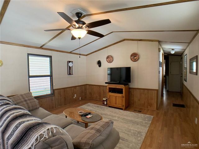 709 E Palmera Drive, La Feria, TX 78559