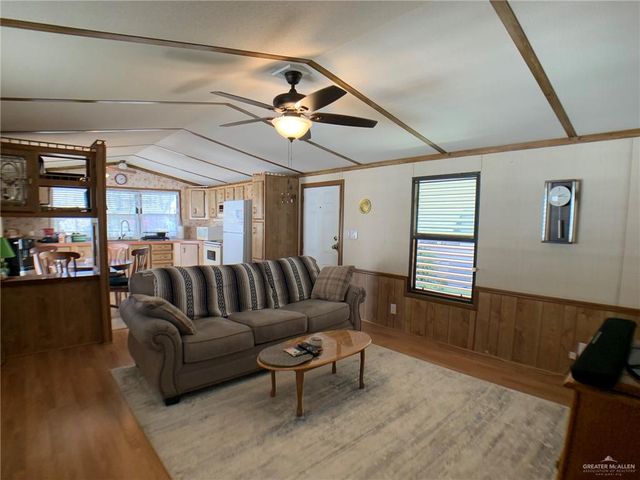 709 E Palmera Drive, La Feria, TX 78559