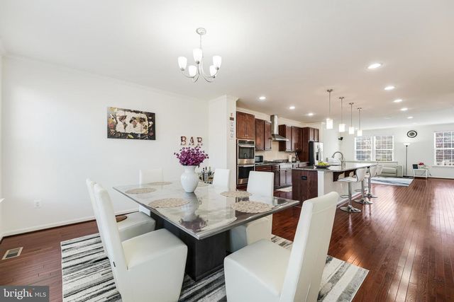 21523 WILLOW BREEZE SQ, Ashburn, VA 20147