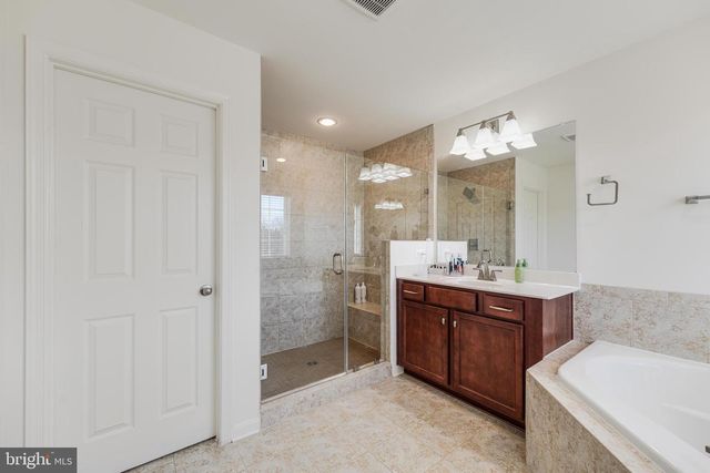 21523 WILLOW BREEZE SQ, Ashburn, VA 20147