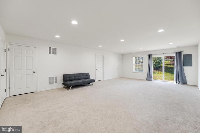 21523 WILLOW BREEZE SQ, Ashburn, VA 20147