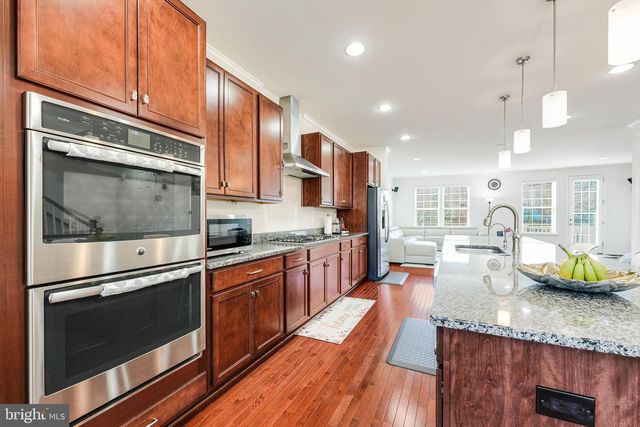 21523 WILLOW BREEZE SQ, Ashburn, VA 20147