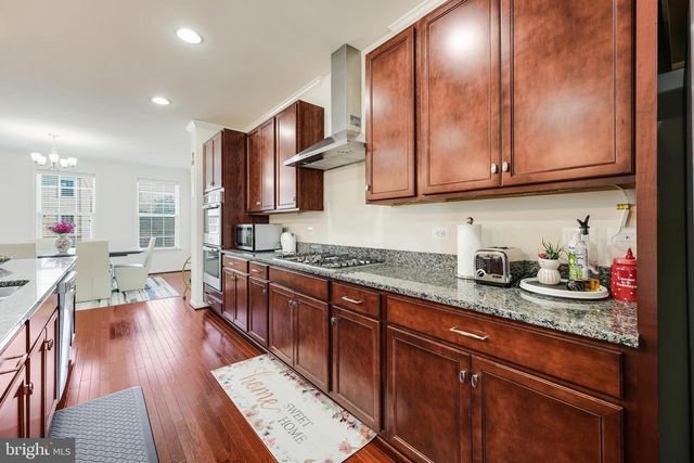 21523 WILLOW BREEZE SQ, Ashburn, VA 20147
