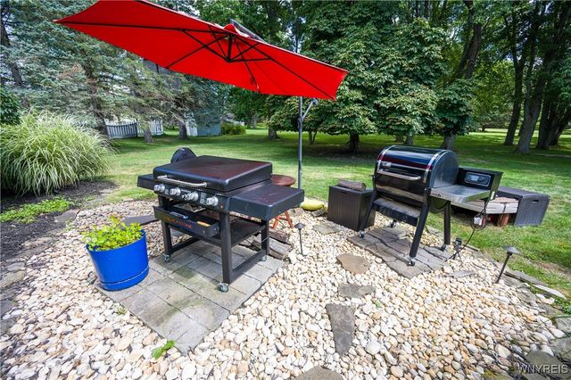 100 Marywood Drive, Cheektowaga, NY 14043