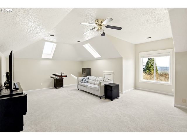 32907 Sw LAURELVIEW Rd, Hillsboro, OR 97123