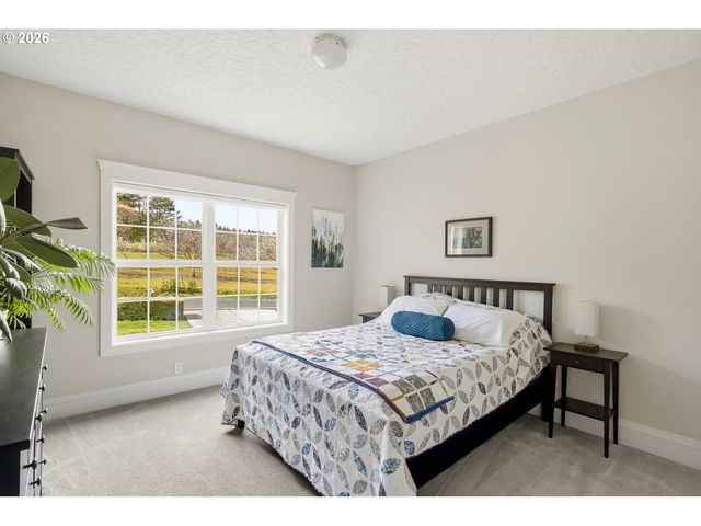 32907 Sw LAURELVIEW Rd, Hillsboro, OR 97123