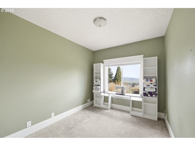 32907 Sw LAURELVIEW Rd, Hillsboro, OR 97123