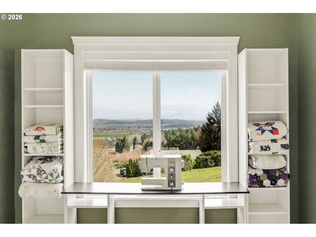 32907 Sw LAURELVIEW Rd, Hillsboro, OR 97123