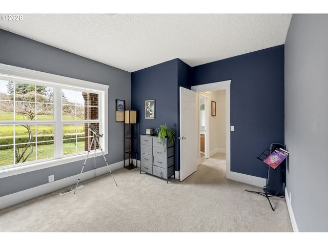 32907 Sw LAURELVIEW Rd, Hillsboro, OR 97123